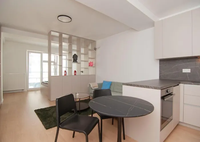 Beautiful In The Center ブラチスラヴァ